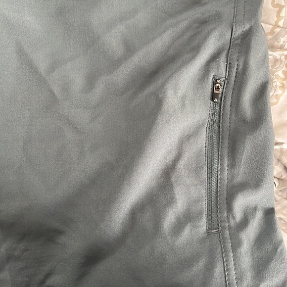 NEW! Gerry Mens Trail Shorts Size 32 - Picture 8 of 9